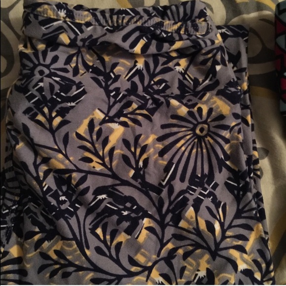 Lularoe one size never worn - Picture 2 of 2